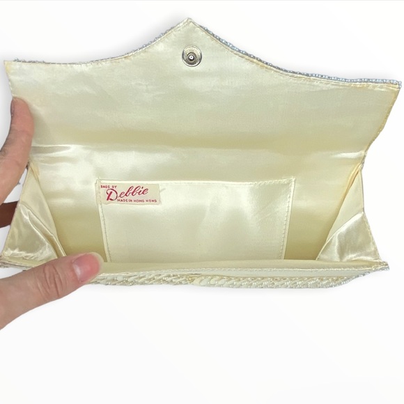 Vtg. Bags by Debbie | 1960’s Hand-beaded Satin Evening Clutch. - Picture 3 of 10